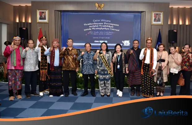 Sentuhan Perempuan: Mengurai Benang Kusut Literasi Nasional Melalui Kolaborasi dan Hati