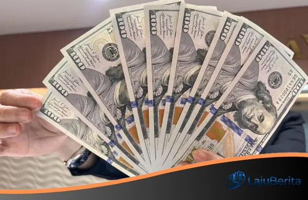 Rupiah Terjerembap! Dolar AS Kian Perkasa Tembus Level Rp 17.300, Apa Dampaknya bagi Ekonomi Nasional?