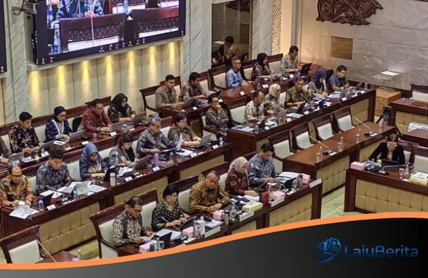 Krisis Rupiah Tembus Rp 17.600: Gubernur BI Dicecar DPR Soal Klaim Stabilitas di Tengah Merosotnya Cadangan Devisa