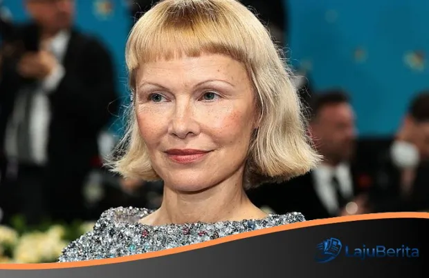Sinergi Tak Terduga di Hollywood: Pamela Anderson dan Tom Cruise Temukan Kedekatan Lewat Kecintaan pada Sinema