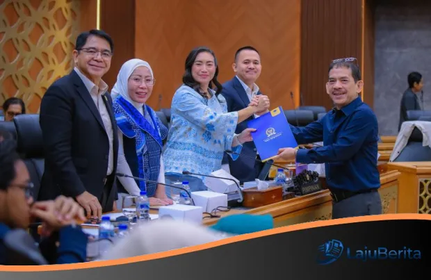 Perisai Hukum Inovasi Nasional: Mengupas Urgensi RUU Desain Industri Bagi Masa Depan Ekonomi Kreatif