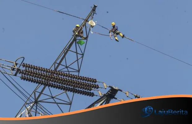 Krisis Energi Mendadak: Sejumlah Kota Besar di Sumatera Gelap Gulita, PLN Gerak Cepat Lakukan Pemulihan Sistem