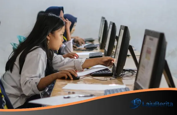 Dedikasi Tanpa Batas: Disdikbud Limapuluh Kota Puji Aksi Cepat SMP 4 Kapur IX Gelar TKA di Atas Bukit
