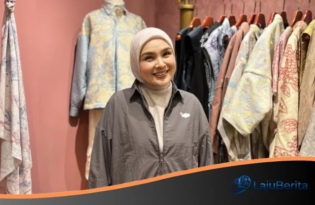 Rahasia Layering Outfit Ria Miranda: Tetap Stylish dan Sejuk di Tengah Cuaca Terik